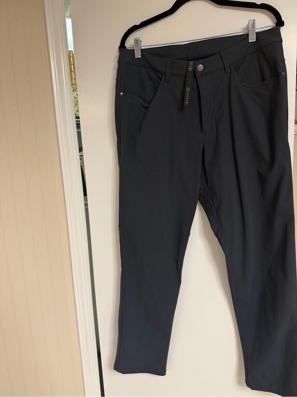 Men’s Lululemon ABC Classic Trouser